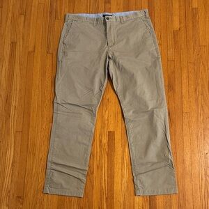 TOMMY HILFIGER KHAKI CHINO PANTS Men’s 40 x 34